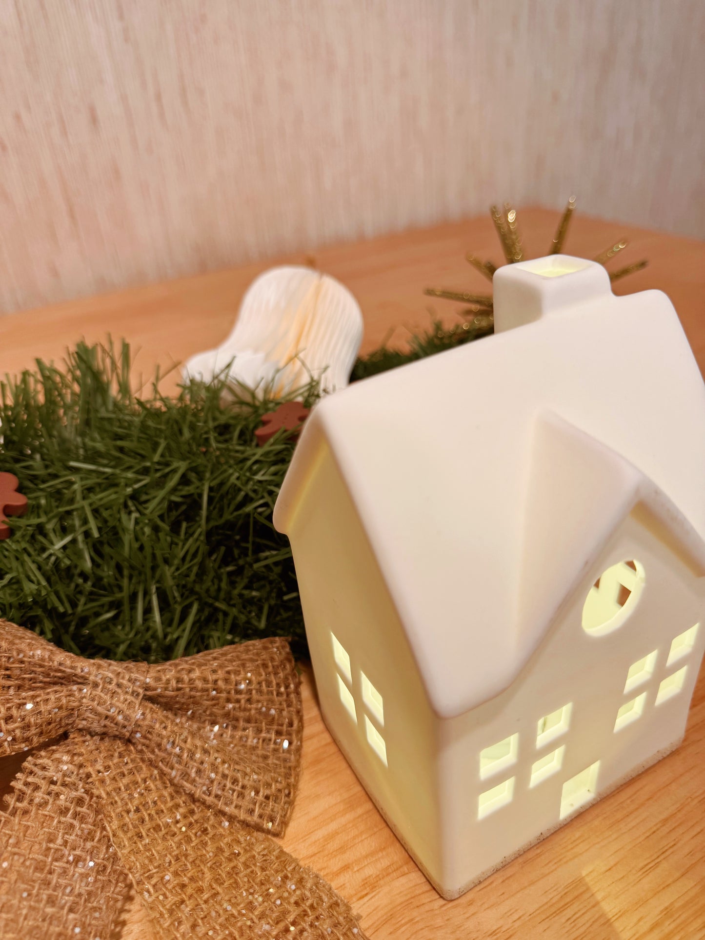 Casa LED 2 janelas branca